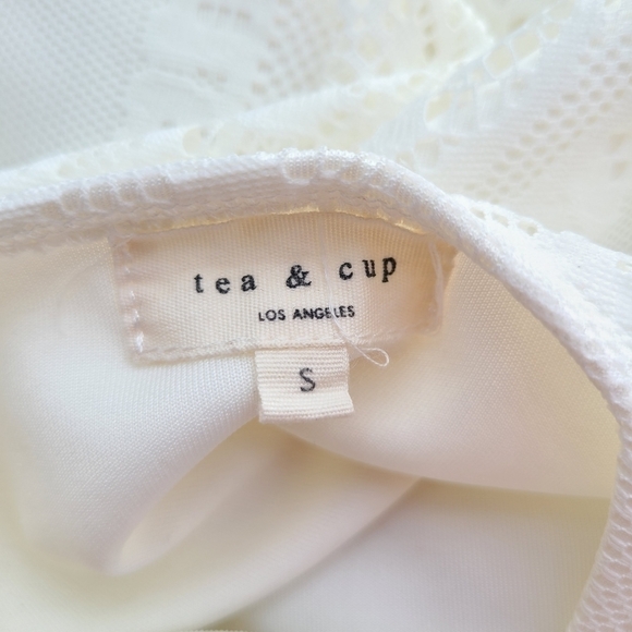 Tea & Cup Lace Overlay Dress with Open Back - Picture 11 of 14